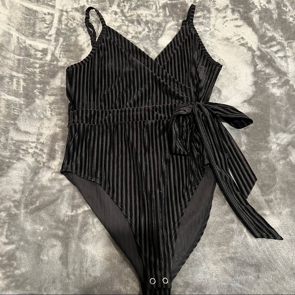 Forever 21 velvet bodysuit
